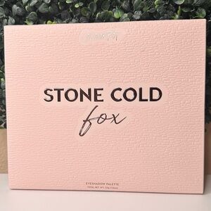 Stone Cold Fox Eyeshadow Palette